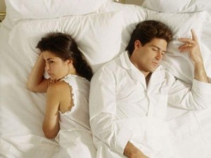 unhappy-couple-bed-3